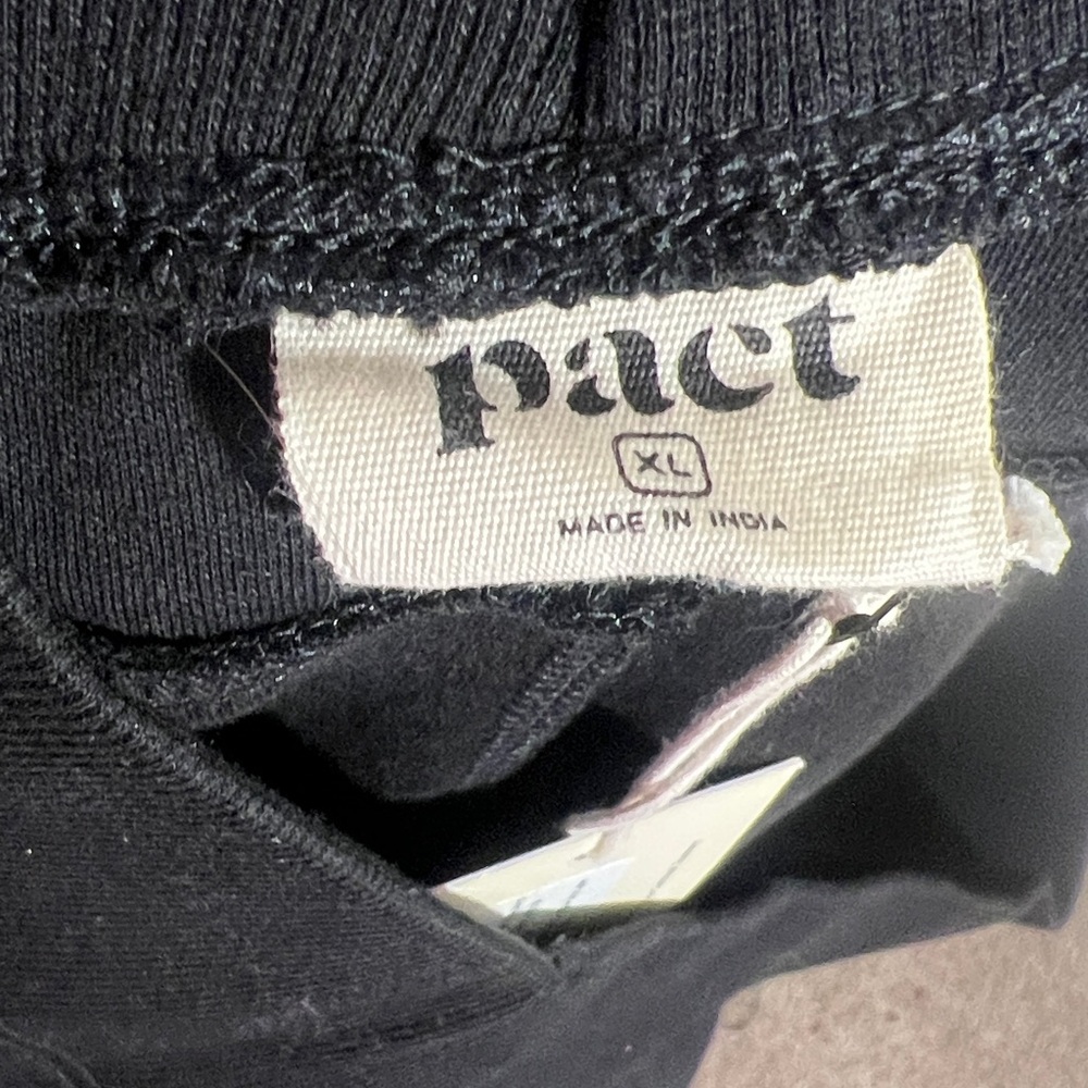 Pact women’s Organic Airplane Pintuck
Wide Leg Pant Sz XL Black SOFT TRAVEL - Picture 9 of 11